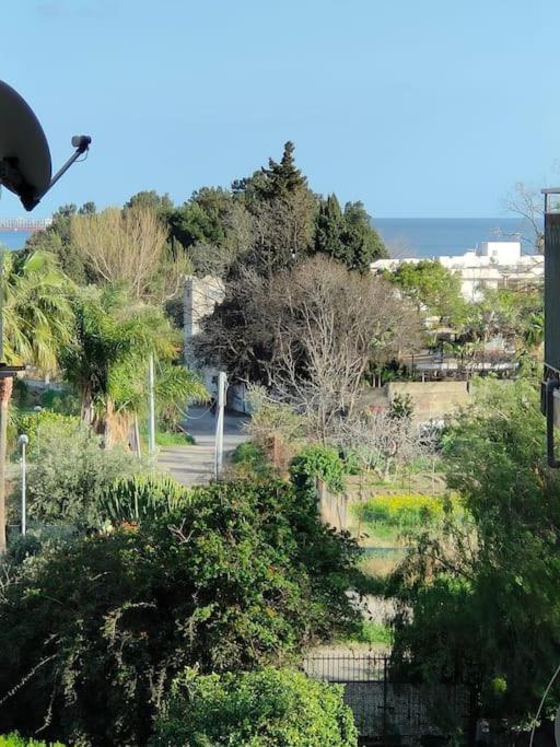 Appartamento Da Nella Giardini Naxos Exteriör bild