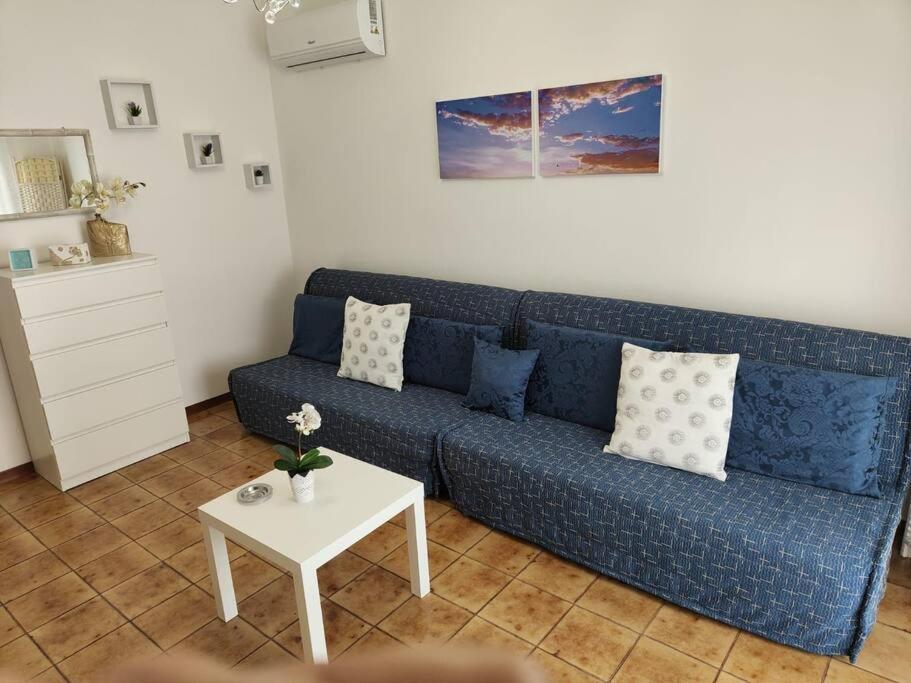 Appartamento Da Nella Giardini Naxos Exteriör bild